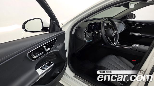 Mercedes-Benz E-Class (W214) E200 Avantgarde 2025 — фото 10
