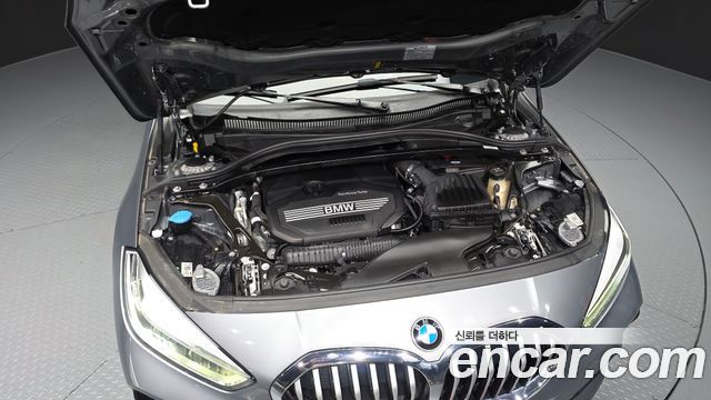 BMW 1 Series (F40) 120i M Sports 2022 — фото 6