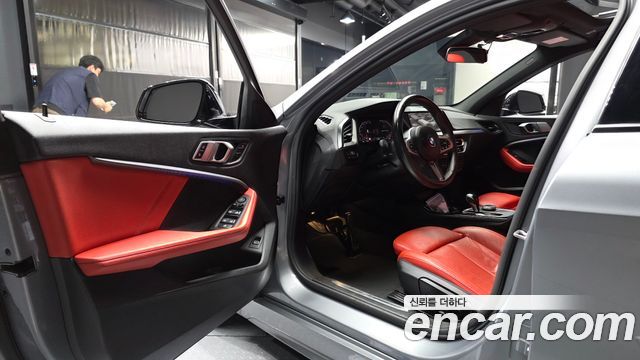BMW 1 Series (F40) 120i M Sports 2022 — фото 10