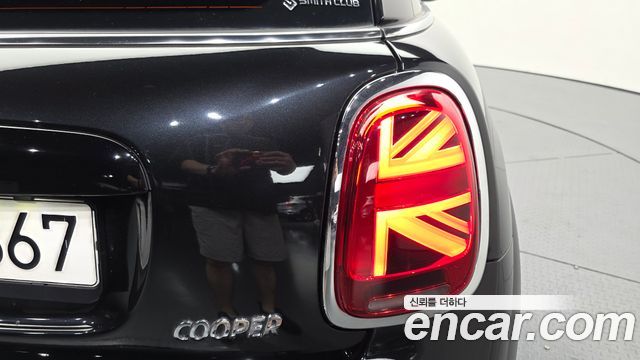 MINI Cooper Classic Third Generation 2023 — фото 29