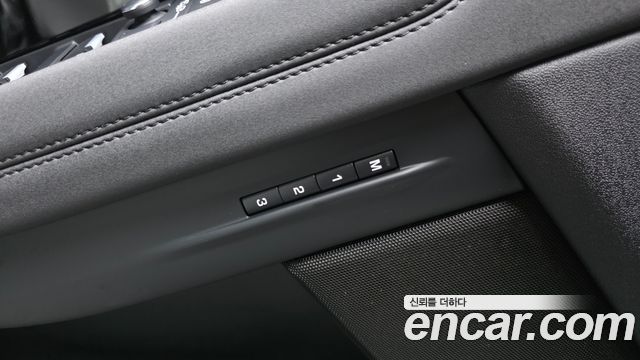 Land Rover Range Rover Evoque (II) D180 R-Dynamic SE 2020 — фото 18