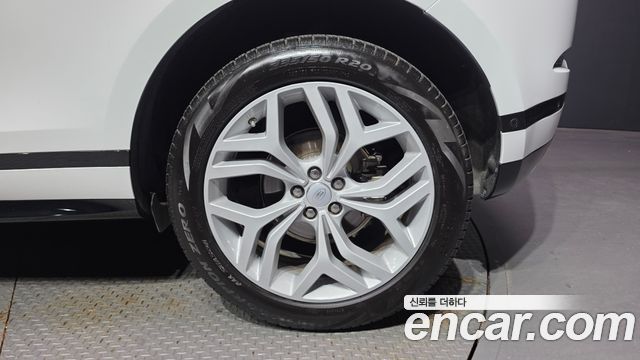 Land Rover Range Rover Evoque (II) D180 R-Dynamic SE 2020 — фото 21