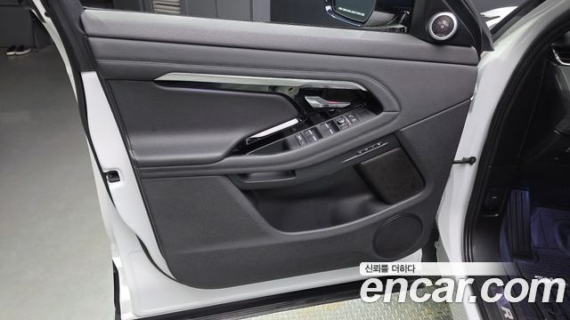 Land Rover Range Rover Evoque (II) D180 R-Dynamic SE 2020 — фото 24