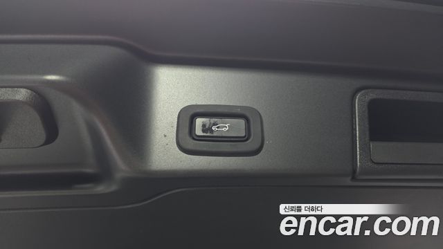 Land Rover Range Rover Evoque (II) D180 R-Dynamic SE 2020 — фото 31