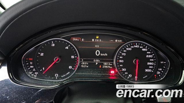 Audi A8 50 TDI Quattro Design LWB D4 2016 — фото 8