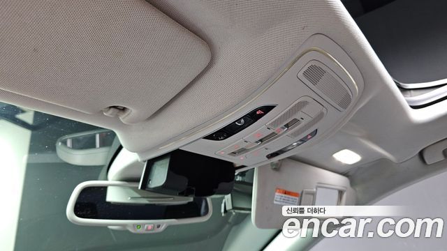 Audi A8 50 TDI Quattro Design LWB D4 2016 — фото 20