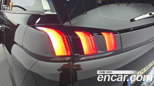 Peugeot 5008 (II) 1.6 BlueHDi GT Line 2019 — фото 29