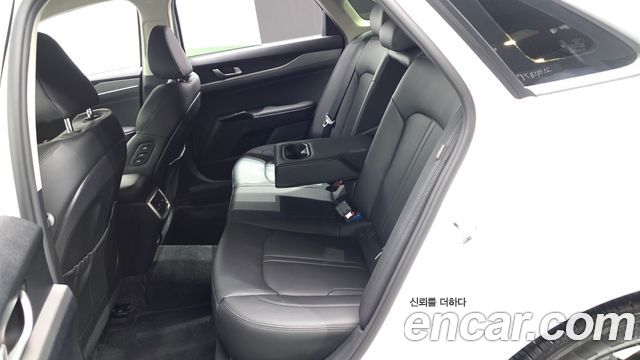 Kia K5 (III) 2.0 Prestige 2024 — фото 16