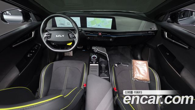 Kia EV6 GT 4WD 2023 — фото 7