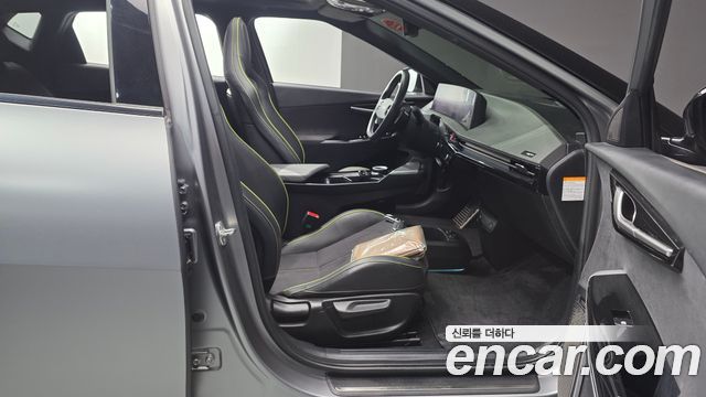 Kia EV6 GT 4WD 2023 — фото 26