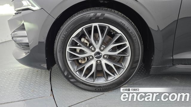 Kia K5 (III) 2.0 Prestige 2022 — фото 5