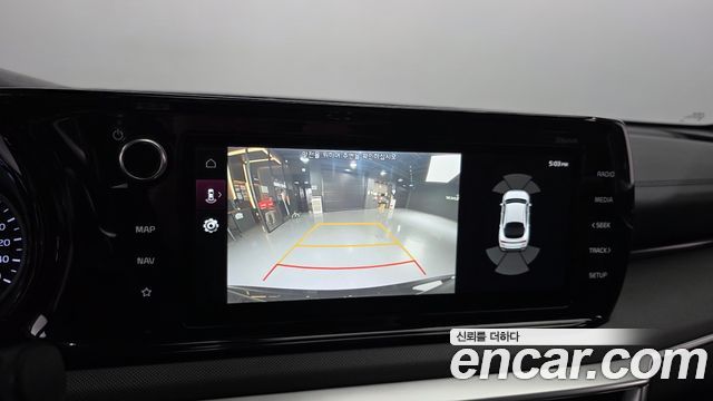 Kia K5 (III) 2.0 Prestige 2022 — фото 20