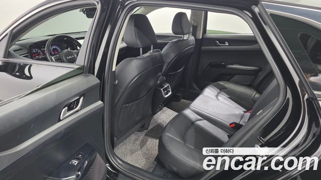 Kia K5 (III) 2.0 Prestige 2022 — фото 26