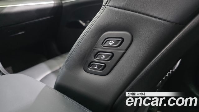 Kia K5 (III) 2.0 Prestige 2022 — фото 31