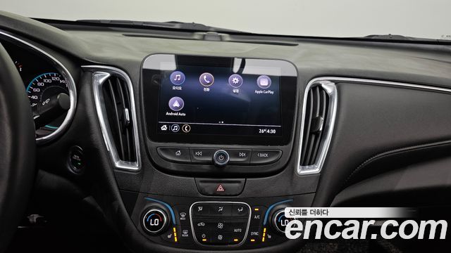 Chevrolet Malibu 1.3 Turbo LT Deluxe 2019 — фото 31