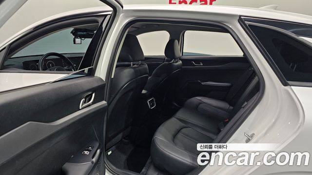 Kia K5 (III) 2.0 LPi(Rent) Prestige 2025 — фото 11