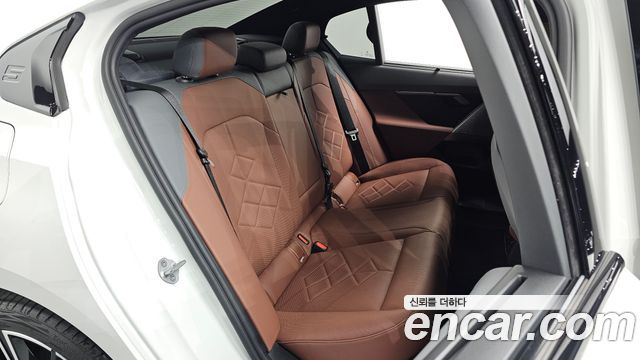 BMW 5 Series (G60) 530e M Sport 2025 — фото 11