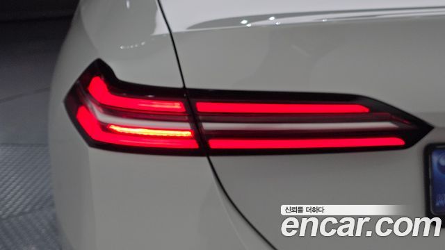 BMW 5 Series (G60) 530e M Sport 2025 — фото 23
