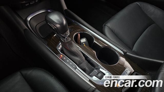 Chevrolet Malibu 2.0 Turbo Redline 2022 — фото 9