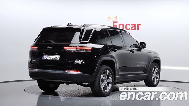 Jeep Grand Cherokee (WL) 3.6 Limited 2023 — фото 2