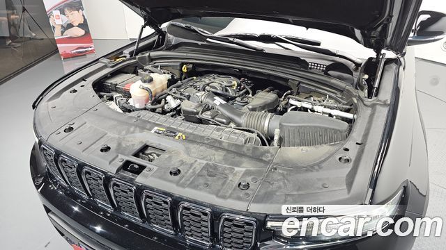 Jeep Grand Cherokee (WL) 3.6 Limited 2023 — фото 6
