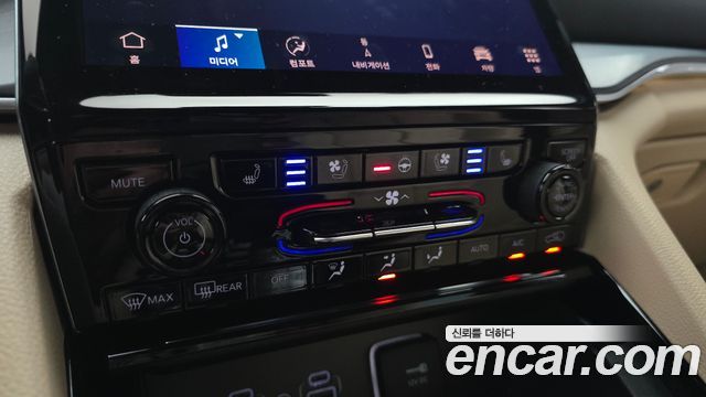 Jeep Grand Cherokee (WL) 3.6 Limited 2023 — фото 18