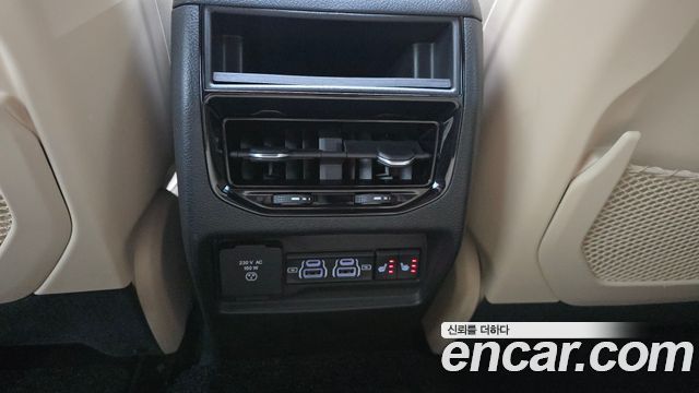 Jeep Grand Cherokee (WL) 3.6 Limited 2023 — фото 28