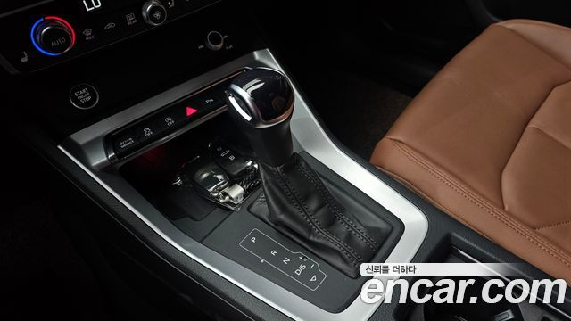 Audi Q3 (F3) 35 TDI Premium 2022 — фото 9