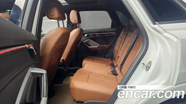 Audi Q3 (F3) 35 TDI Premium 2022 — фото 16