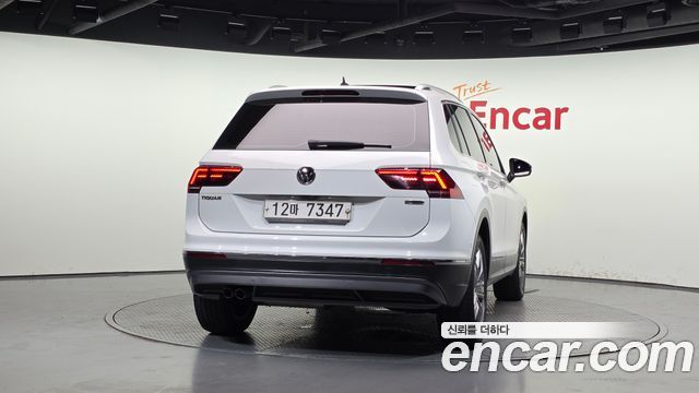Volkswagen Tiguan (II) 2.0 TDI 4Motion Prestige 2018 — фото 4