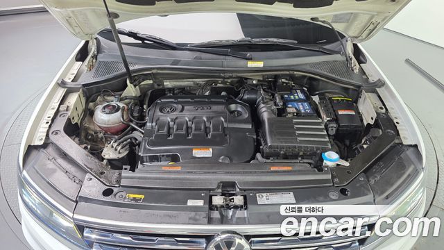 Volkswagen Tiguan (II) 2.0 TDI 4Motion Prestige 2018 — фото 6