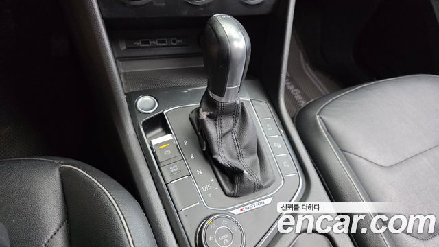 Volkswagen Tiguan (II) 2.0 TDI 4Motion Prestige 2018 — фото 9