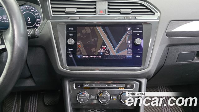 Volkswagen Tiguan (II) 2.0 TDI 4Motion Prestige 2018 — фото 14