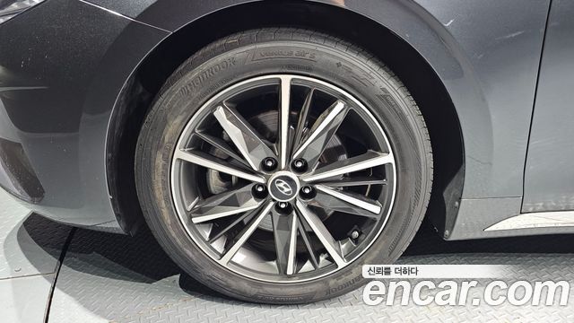 Hyundai Grandeur (IG) 2.5 Le Blanc 2023 — фото 5
