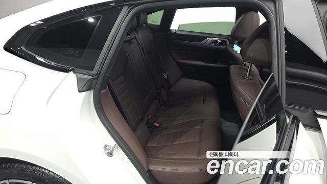 BMW 4 Series (G22) 420i M Sport Pro Gran Coupe 2025 — фото 11