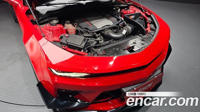 Chevrolet Camaro SS 6.2 V8 Volcano Red 2017 — фото 6