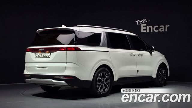 Kia Carnival (IV) Gasoline 9-Seater Prestige 2023 — фото 2