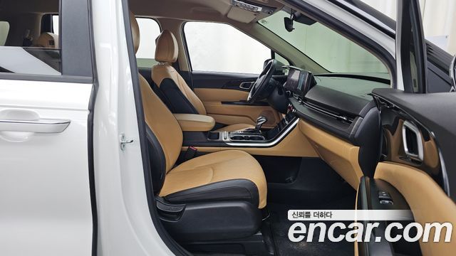 Kia Carnival (IV) Gasoline 9-Seater Prestige 2023 — фото 11