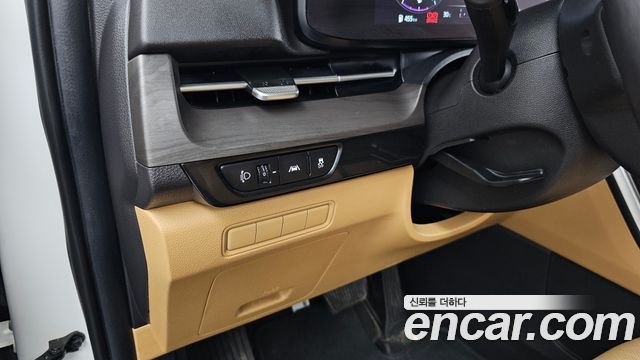 Kia Carnival (IV) Gasoline 9-Seater Prestige 2023 — фото 27