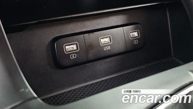 Kia Carnival (IV) Gasoline 9-Seater Prestige 2023 — фото 31