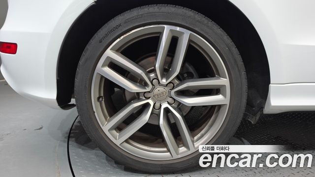 Audi SQ5 3.0 TDI Quattro 8R 2014 — фото 5
