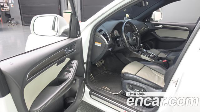 Audi SQ5 3.0 TDI Quattro 8R 2014 — фото 10