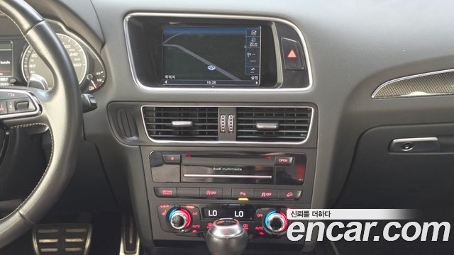 Audi SQ5 3.0 TDI Quattro 8R 2014 — фото 18