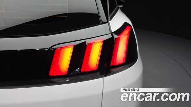 Peugeot 3008 (II) 1.6 BlueHDi Allure 2018 — фото 23