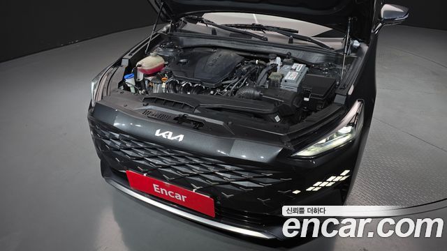 Kia K8 2.5 Gasoline 2WD Noblesse 2023 — фото 6