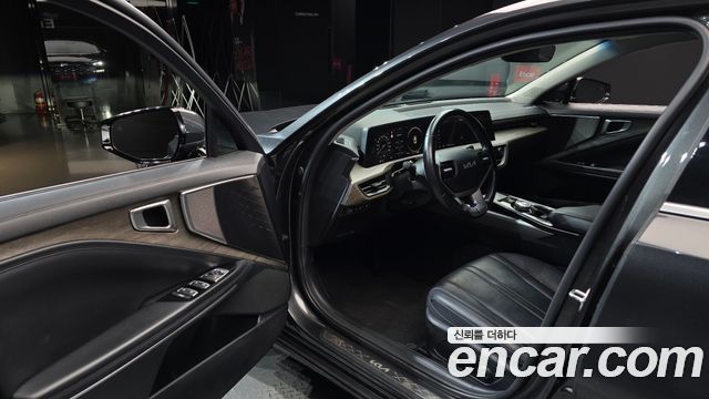 Kia K8 2.5 Gasoline 2WD Noblesse 2023 — фото 10