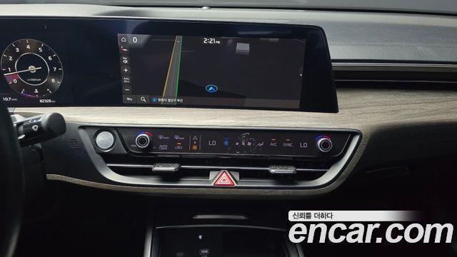 Kia K8 2.5 Gasoline 2WD Noblesse 2023 — фото 14
