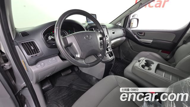 Hyundai Grand Starex Van 3-Seater Smart 2021 — фото 7