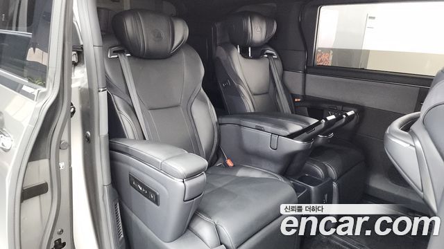 Lexus LM (II) 500h Executive 2025 — фото 11