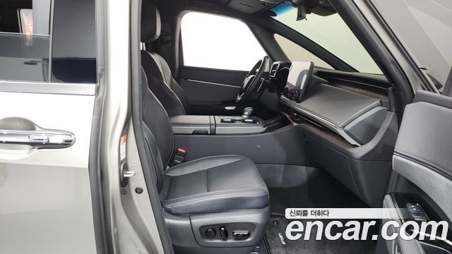 Lexus LM (II) 500h Executive 2025 — фото 26